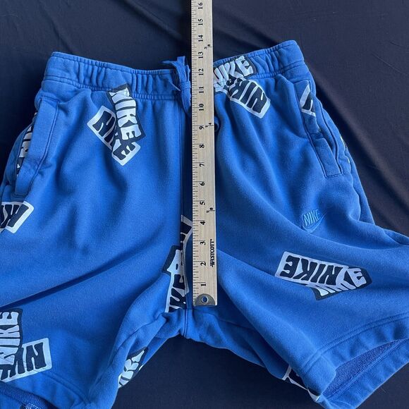 Nike Essentials Mens Sweat Shorts Medium Logo Activewear Athleisure Swoosh - Picture 9 of 11